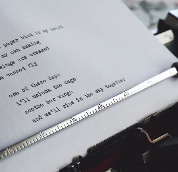 Escribe al menos una página todos los días